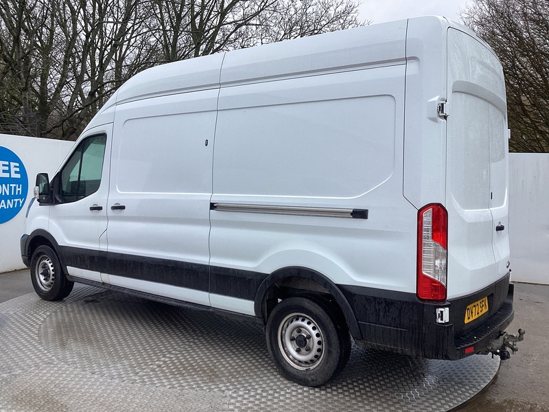 Ford 350 EcoBlue Leader MWB M/R Euro 6