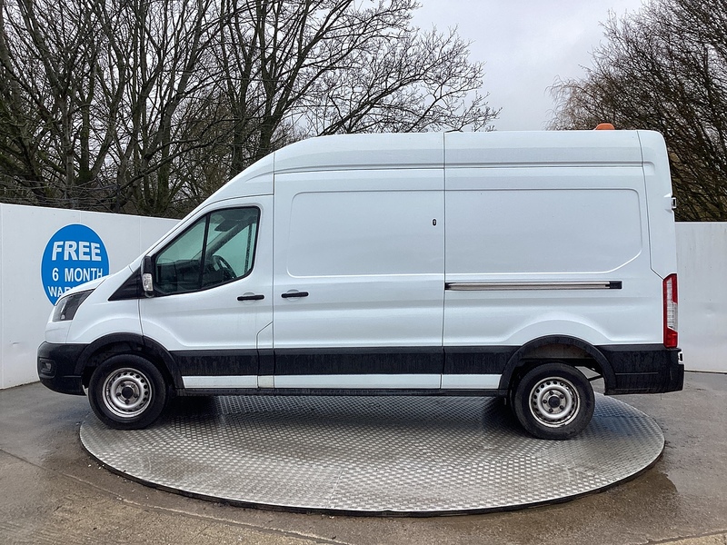 Ford 350 EcoBlue Leader MWB M/R Euro 6