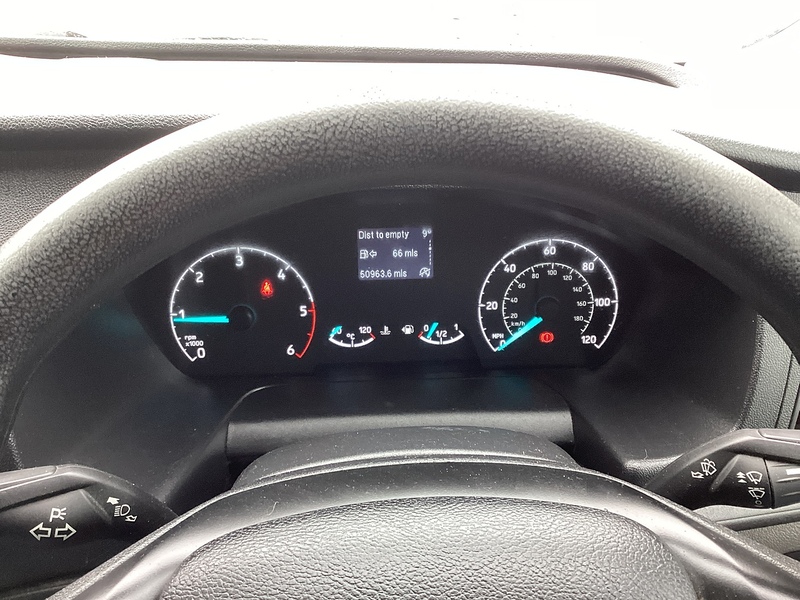 Ford 350 EcoBlue Leader MWB M/R Euro 6