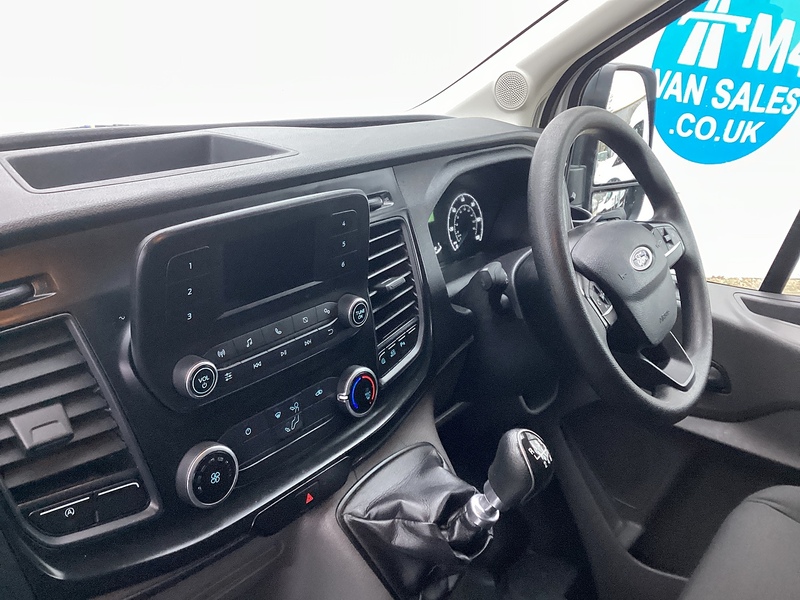 Ford 350 EcoBlue Leader LWB M/R Euro 6