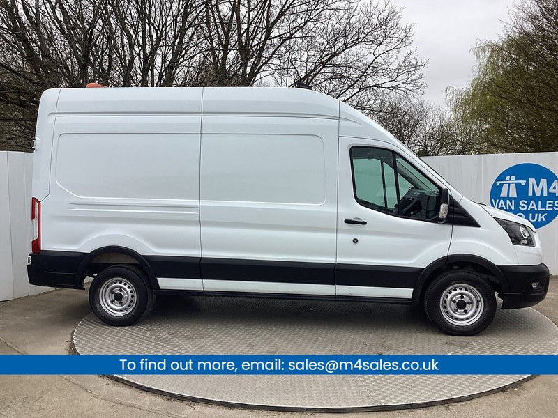 Ford 350 EcoBlue Leader LWB M/R Euro 6
