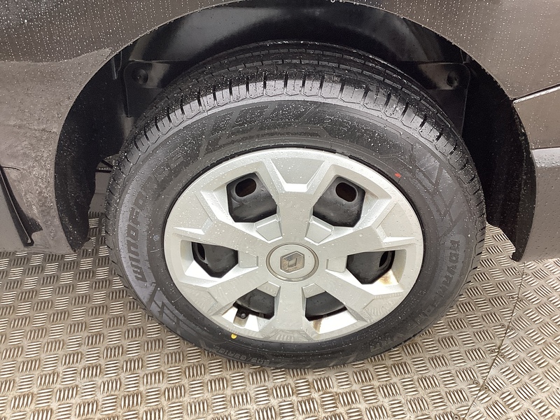 Renault dCi Blue SL30 Advance SWB L/R  A/C Euro 6