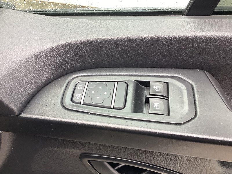 Renault dCi Blue SL30 Advance SWB L/R  A/C Euro 6