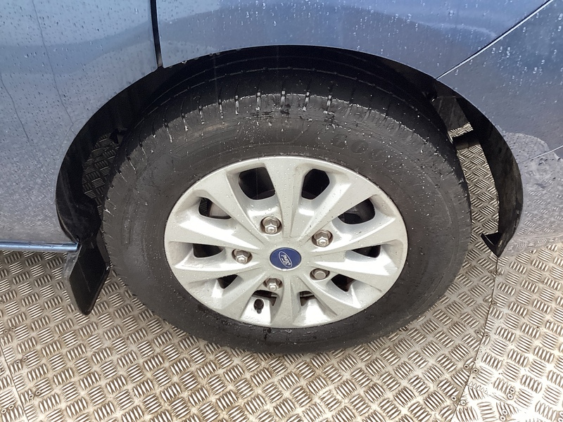 Ford 320 EcoBlue Limited SWB L/R Crewcab Euro 6 **NO VAT**