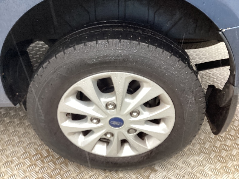 Ford 320 EcoBlue Limited SWB L/R Crewcab Euro 6 **NO VAT**