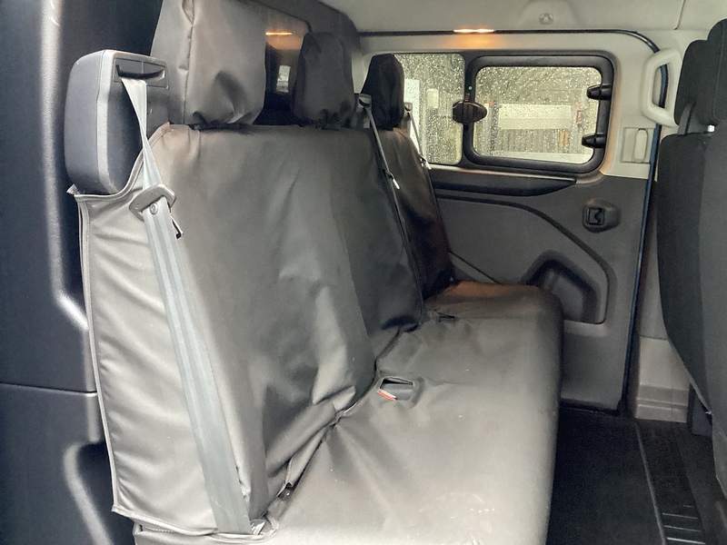 Ford 320 EcoBlue Limited SWB L/R Crewcab Euro 6 **NO VAT**