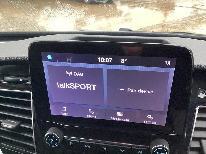 Ford 320 EcoBlue Limited SWB L/R Crewcab Euro 6 **NO VAT**