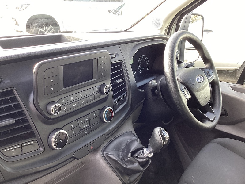 Ford 350 EcoBlue Leader LWB Luton With T/lift Euro 6 L=13FT 4