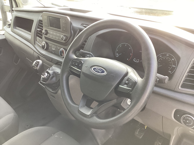 Ford 350 EcoBlue Leader LWB Luton With T/lift Euro 6 L=13FT 4