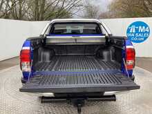 Toyota Hilux D-4D Invincible X 4x4 Euro 6 D/C A/C **NO VAT** 