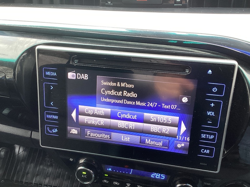 Toyota D-4D Invincible X 4x4 Euro 6 D/C A/C **NO VAT**