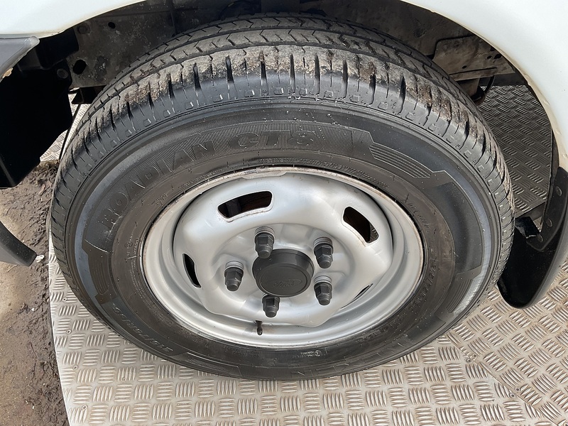 Ford 2.2 TDCi 350 HDT Minibus 4dr Diesel Manual RWD L3 H2 (207 g/km, 133 bhp)