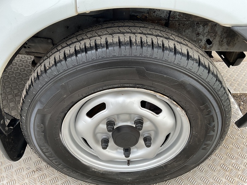 Ford 2.2 TDCi 350 HDT Minibus 4dr Diesel Manual RWD L3 H2 (207 g/km, 133 bhp)