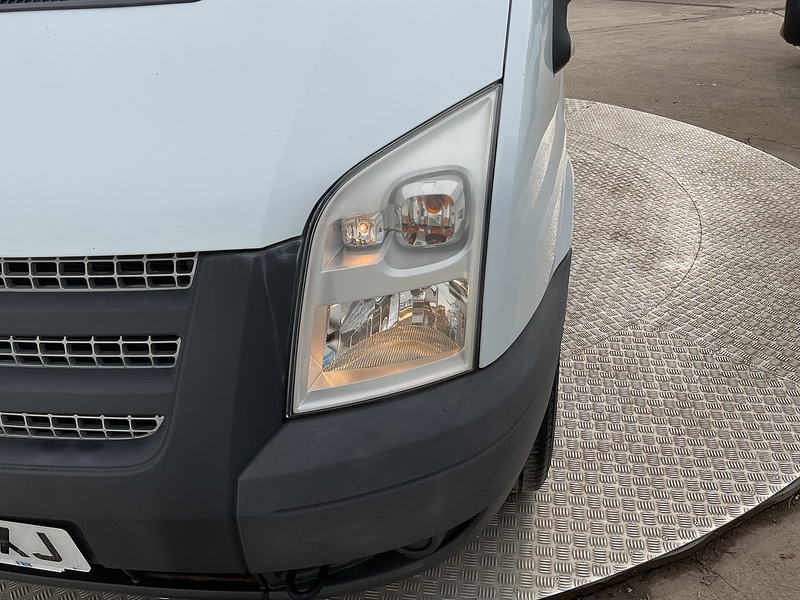 Ford 2.2 TDCi 350 HDT Minibus 4dr Diesel Manual RWD L3 H2 (207 g/km, 133 bhp)