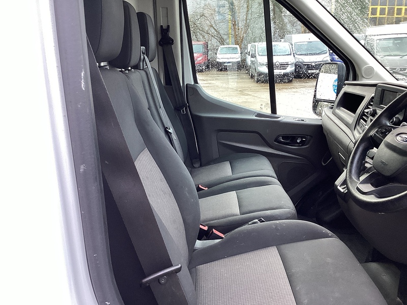 Ford 350 EcoBlue Leader LWB H/R Euro 6