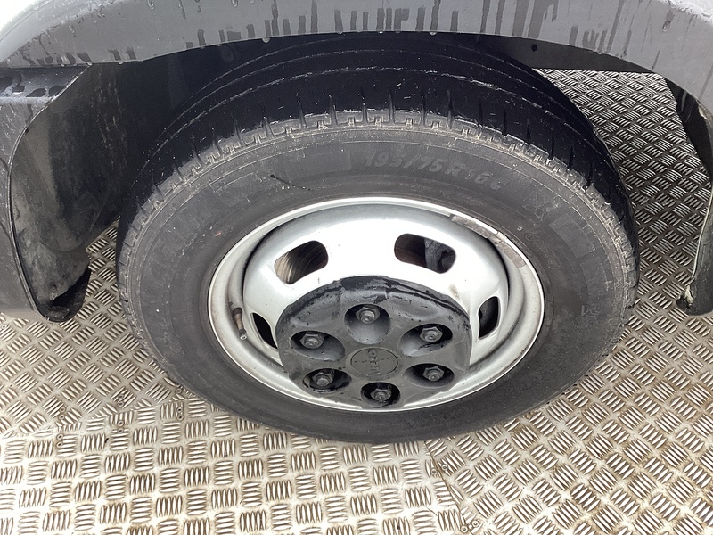 Iveco D HPI 14V 35C 3750 LWB Dropside 13ft Euro 6