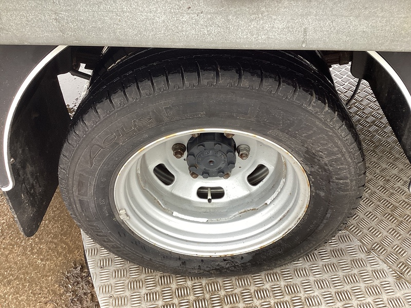 Iveco D HPI 14V 35C 3750 LWB Dropside 13ft Euro 6