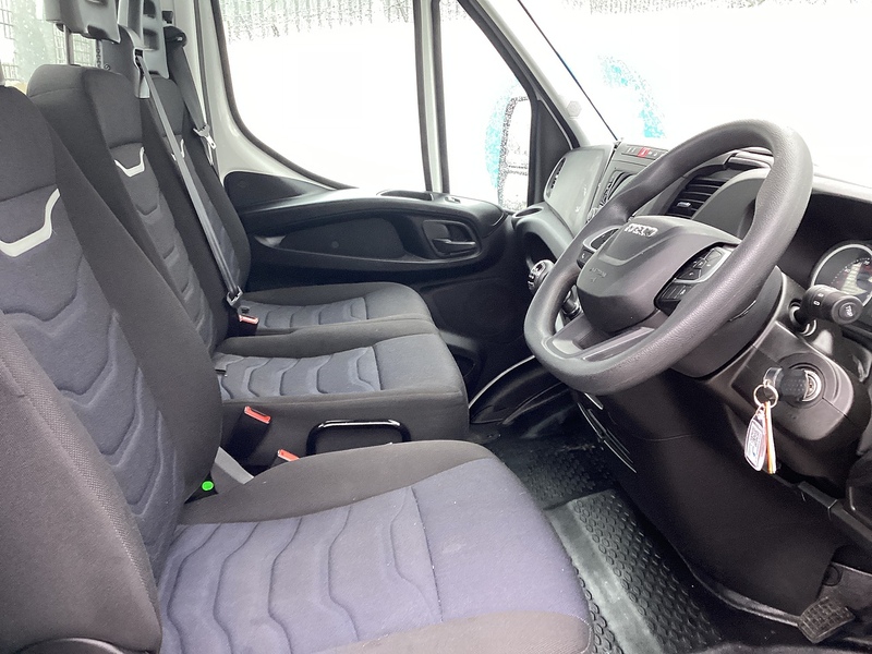 Iveco D HPI 14V 35C 3750 LWB Dropside 13ft Euro 6