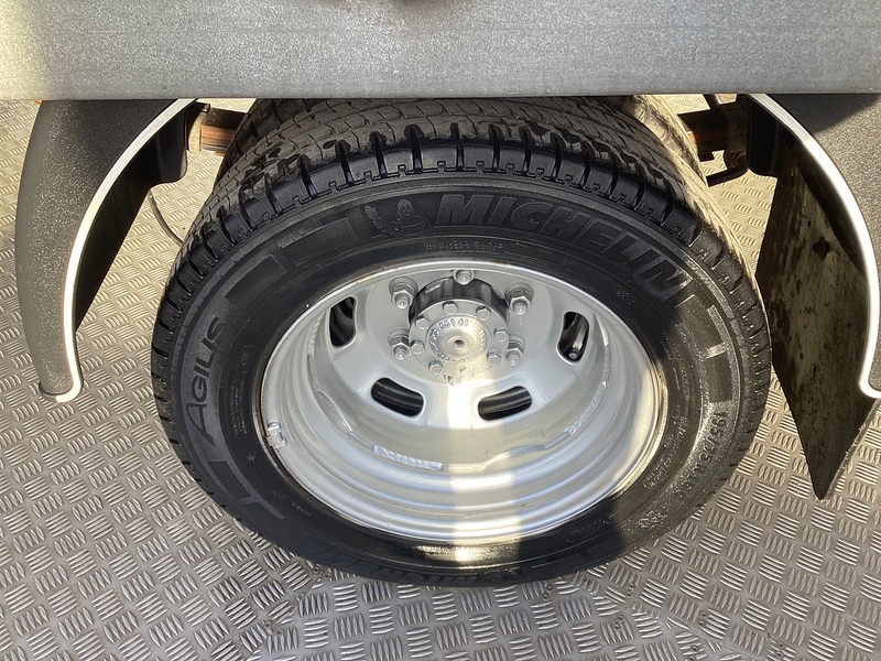 Iveco D HPI 14V 35C 3750 LWB Dropside 13ft Euro 6