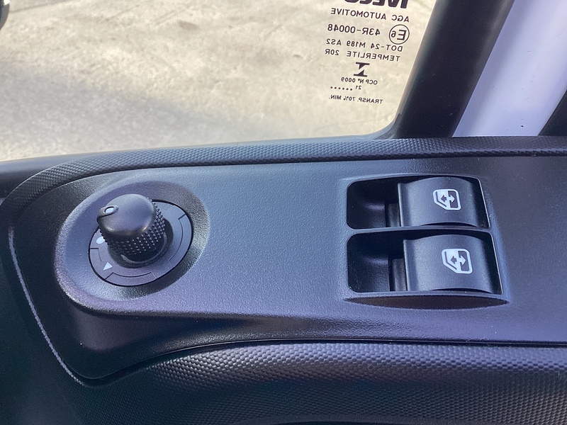 Iveco D HPI 14V 35C 3750 LWB Dropside 13ft Euro 6