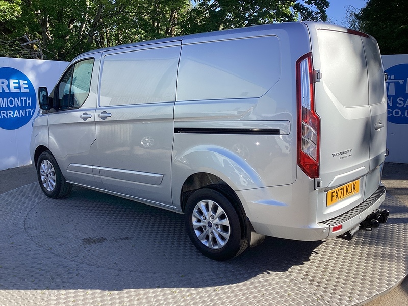 Ford 280 EcoBlue Limited SWB L/R Euro 6