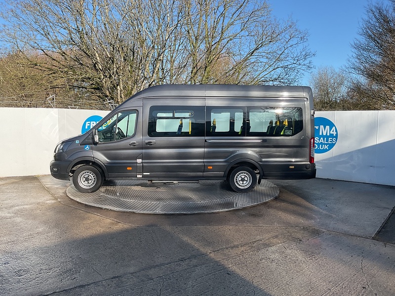 Ford 350 EcoBlue Leader Wheelchair