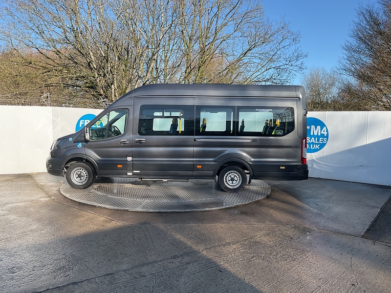 Ford 350 EcoBlue Leader Wheelchair