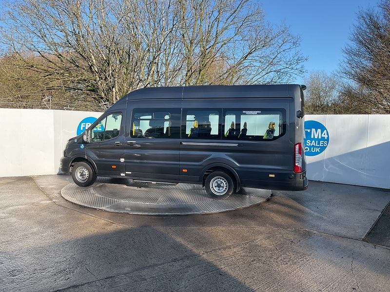 Ford 350 EcoBlue Leader Wheelchair