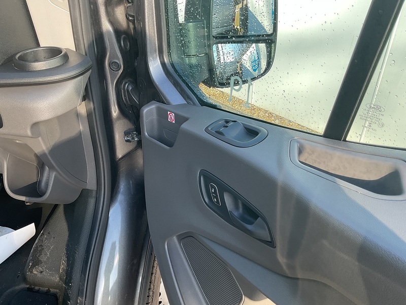 Ford 350 EcoBlue Leader Wheelchair