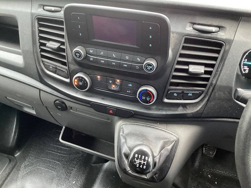 Ford 350 EcoBlue Leader Tipper Euro 6 L10ft 6