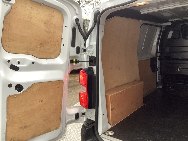 Citroen BlueHDi 1400 Enterprise Edition MWB L/R Euro 6