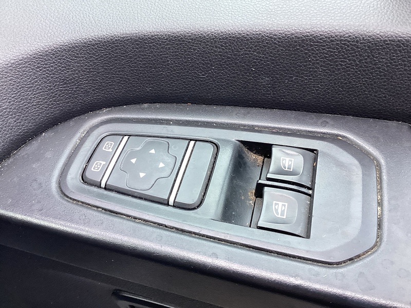 Renault dCi Blue SL30 SWB L/R Business+ A/C Euro 6