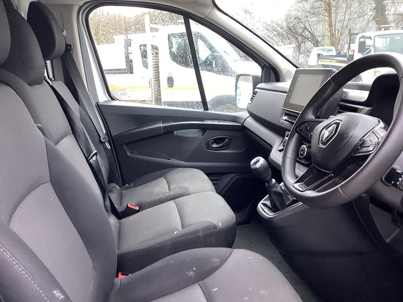 Renault dCi Blue SL30 SWB L/R Business+ A/C Euro 6