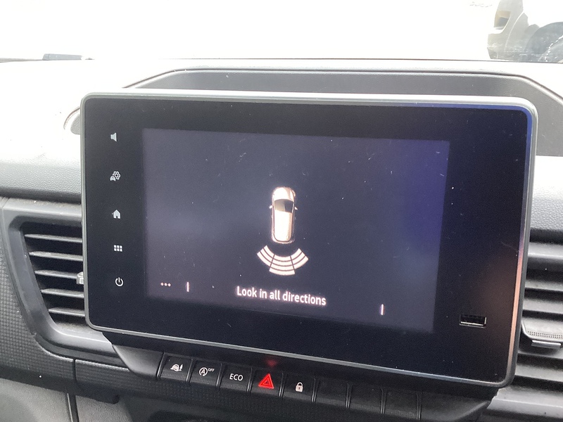 Renault dCi Blue SL30 SWB L/R Business+ A/C Euro 6