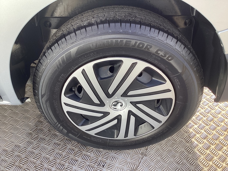 Renault dCi Blue SL30 SWB L/R Business+ A/C Euro 6