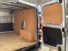 Renault Trafic dCi Blue SL30 SWB L/R Business+ A/C Euro 6 