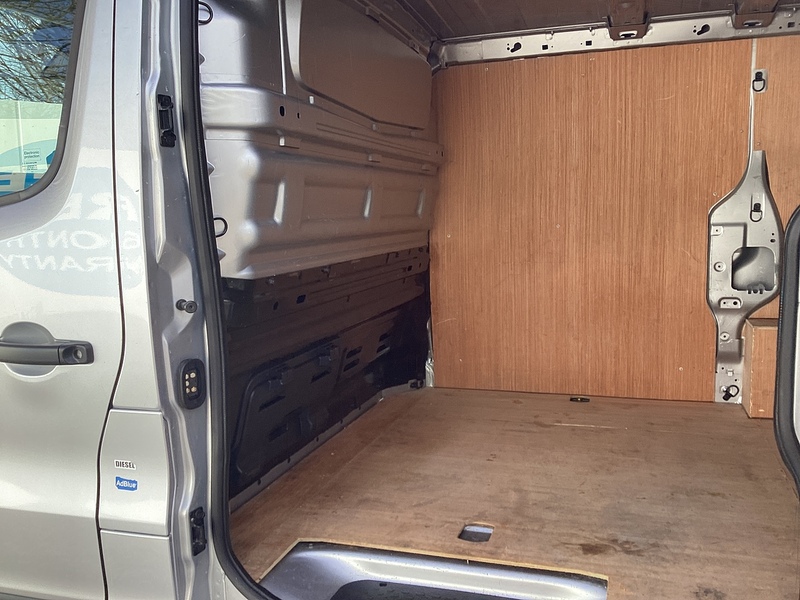 Renault dCi Blue SL30 SWB L/R Business+ A/C Euro 6