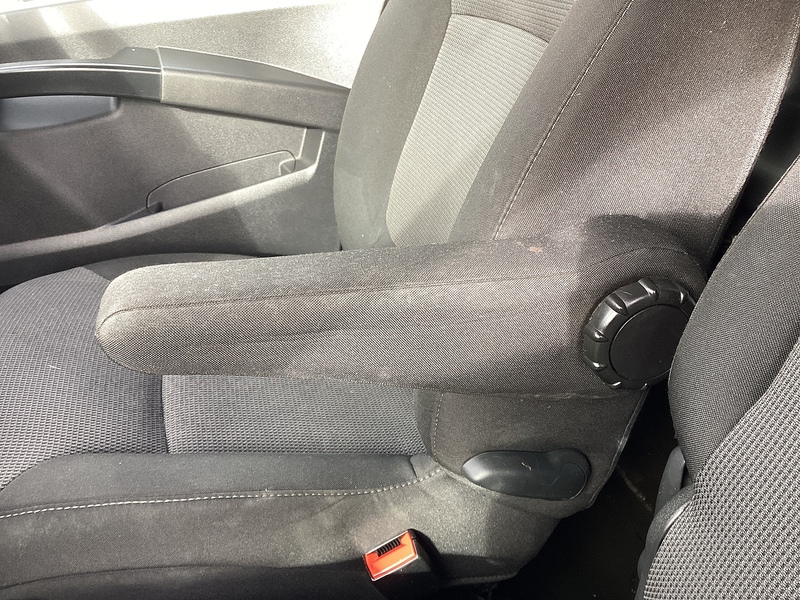 Renault dCi Blue SL30 SWB L/R Business+ A/C Euro 6