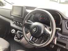 Renault Trafic dCi Blue SL30 SWB L/R Business+ A/C Euro 6 