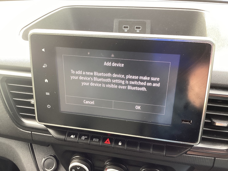 Renault dCi Blue SL30 SWB L/R Business+ A/C Euro 6