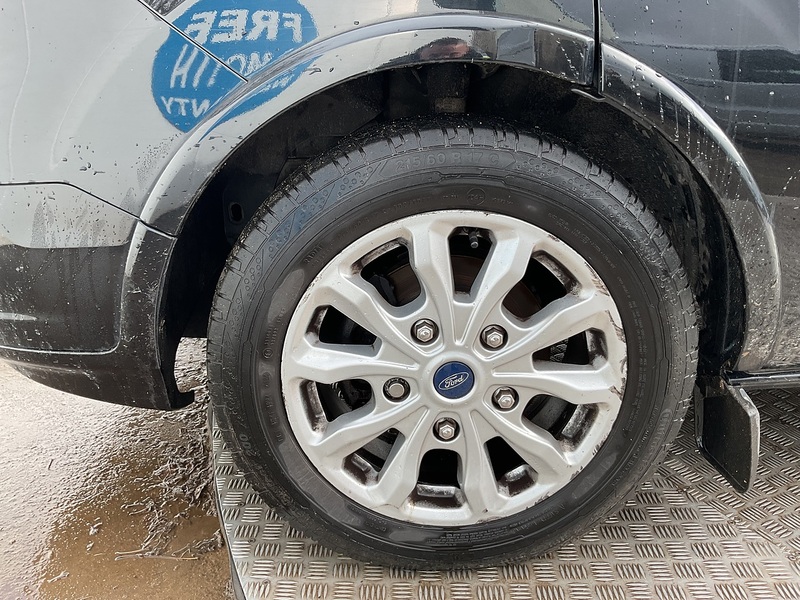 Ford 320 EcoBlue Titanium Euro 6 **NO VAT**