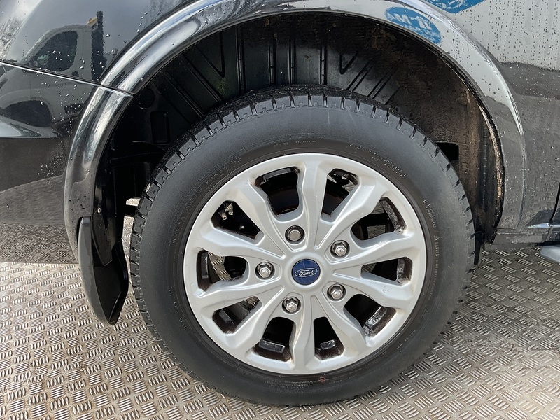 Ford 320 EcoBlue Titanium Euro 6 **NO VAT**