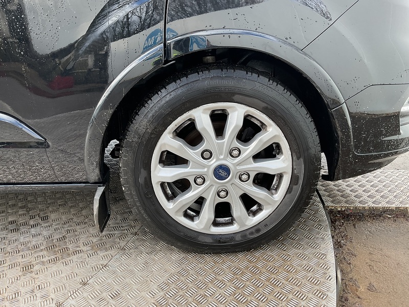 Ford 320 EcoBlue Titanium Euro 6 **NO VAT**