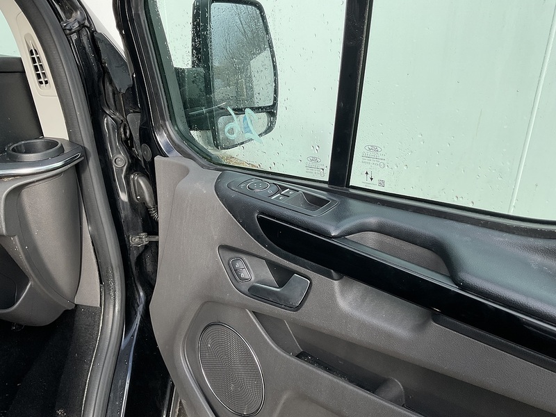 Ford 320 EcoBlue Titanium Euro 6 **NO VAT**