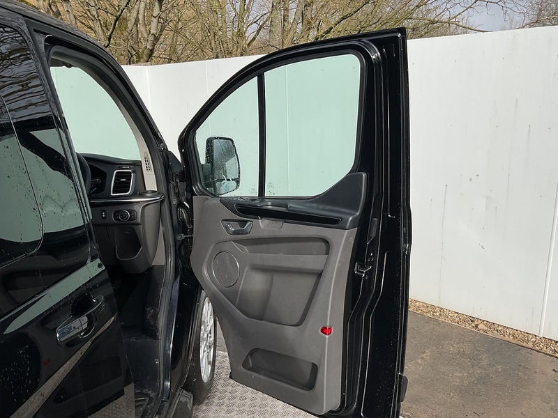 Ford 320 EcoBlue Titanium Euro 6 **NO VAT**