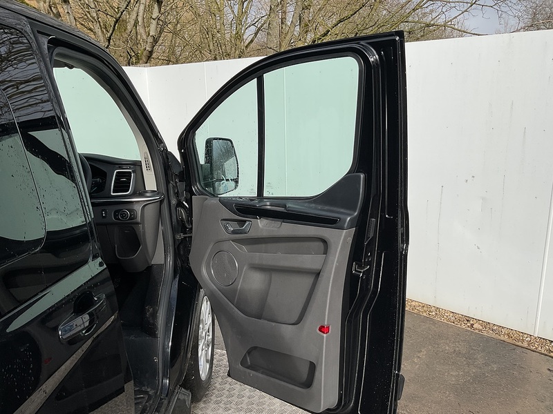 Ford 320 EcoBlue Titanium Euro 6 **NO VAT**