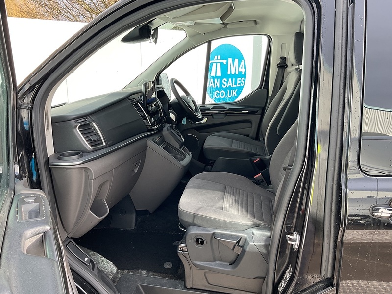 Ford 320 EcoBlue Titanium Euro 6 **NO VAT**