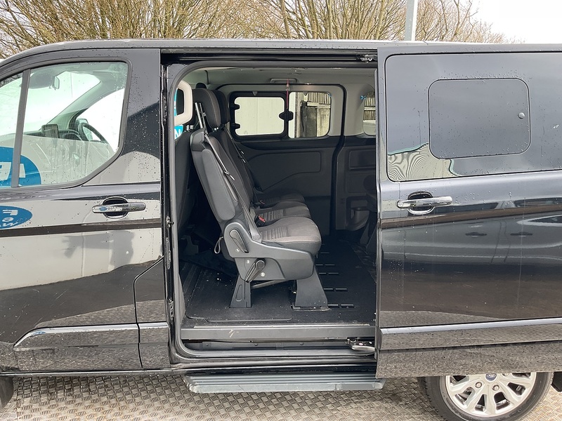 Ford 320 EcoBlue Titanium Euro 6 **NO VAT**