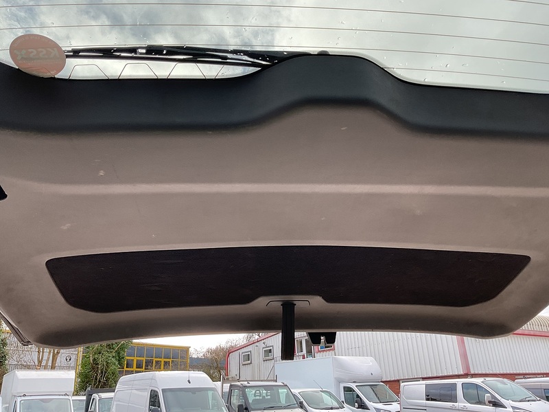 Ford 320 EcoBlue Titanium Euro 6 **NO VAT**