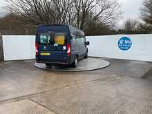 Peugeot Boxer BlueHDi 440 17 Seater Lite Euro 6 